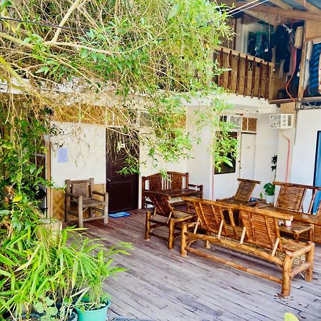 Babu Backpackers Inn Moalboal Luaran gambar