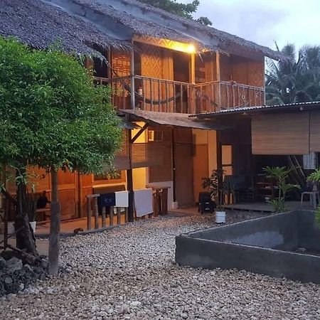 Babu Backpackers Inn Moalboal Luaran gambar